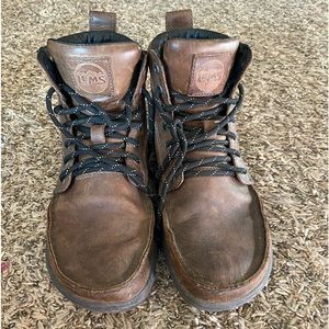 Lems waterproof boulder boots Sz 10